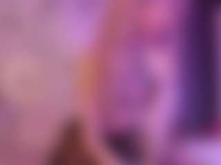 Live cam show with MaddieStark - Squirt on Camsoda Late Night