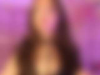 Live cam show with MaddieStark - Squirt on Camsoda