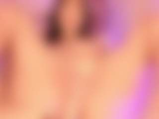 Live cam show with MaddieStark - Young Adult on madthumbs