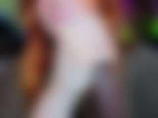 Live cam show with Barbara - Curvy on TeamSkeetLive