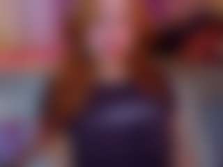 Live cam show with Barbara - Shaved Pussy Curvy on Camsoda