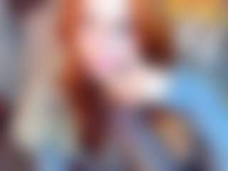 Live cam show with Barbara - Shaved Pussy on Strip Flash - Live Sex Shows