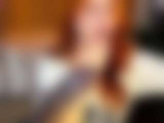 Live cam show with Barbara - Spank Red Hair on friskycurves.com