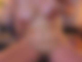 Live cam show with bryonycute - Smoking on AdultVida.com