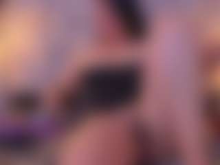 bryonycute's Live Sex Cam Show