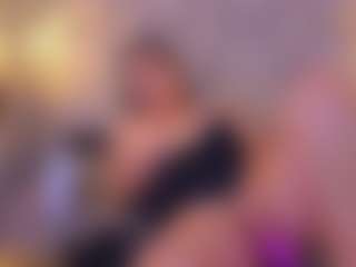 Live cam show with bryonycute - Erotic Dance on Camsoda
