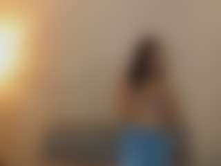 Live cam show with chiquisdeliciosa23 - Cum on Camsoda
