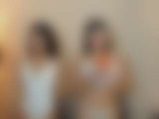 chiquisdeliciosa23's Live Sex Cam Show