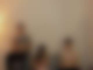 Live cam show with chiquisdeliciosa23 - Teen (18+) on LiveSexCams6