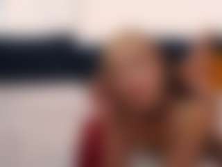 Live cam show with dollylovs - Average on SmokeAndPoke