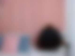 Live cam show with idalisVanucci - Shaved Pussy on Adult Interactions