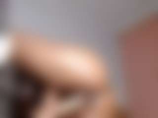 Live cam show with idalisVanucci - Oil on Milfs Live