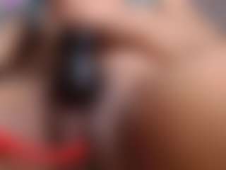Live cam show with idalisVanucci - Striptease on StripNow