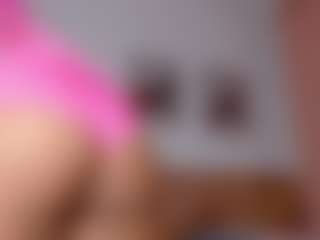 idalisVanucci's Live Sex Cam Show