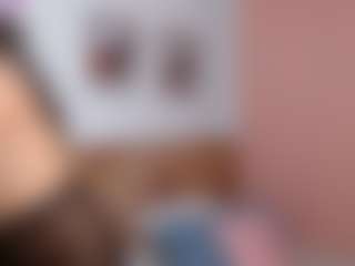 Live cam show with idalisVanucci - Deepthroat on TastyBlacksLive