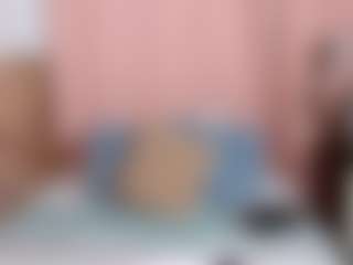 Live cam show with idalisVanucci - Petite on Camsoda