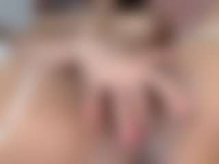 idalisVanucci's Live Sex Cam Show