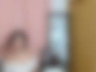 idalisVanucci's Live Sex Cam Show