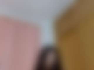 Live cam show with idalisVanucci - Oil on friskycurves.com