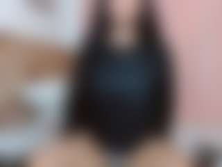 Live cam show with idalisVanucci - Petite on sexylive.show