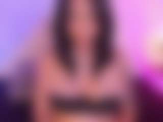 IsabellaCruz1's Live Sex Cam Show