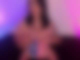 IsabellaCruz1's Live Sex Cam Show