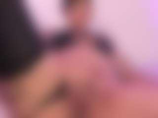 IsabellaCruz1's Live Sex Cam Show