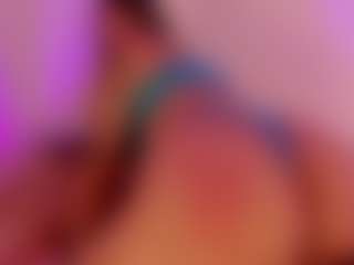 IsabellaCruz1's Live Sex Cam Show