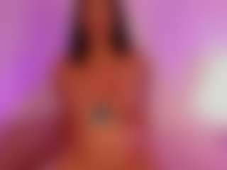 IsabellaCruz1's Live Sex Cam Show