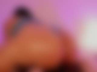 IsabellaCruz1's Live Sex Cam Show