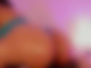IsabellaCruz1's Live Sex Cam Show