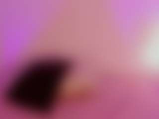 IsabellaCruz1's Live Sex Cam Show