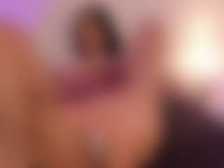 IsabellaCruz1's Live Sex Cam Show