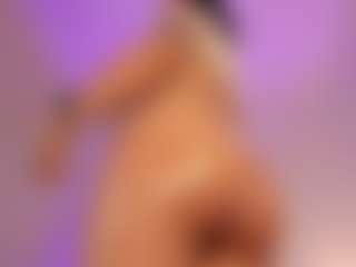IsabellaCruz1's Live Sex Cam Show