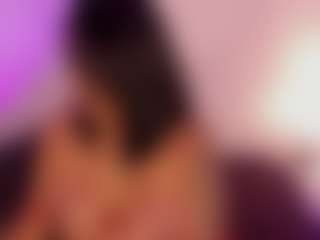 IsabellaCruz1's Live Sex Cam Show