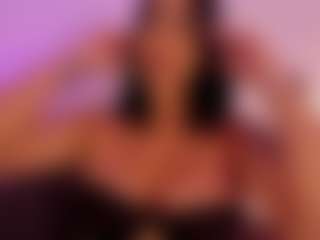IsabellaCruz1's Live Sex Cam Show