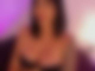 IsabellaCruz1's Live Sex Cam Show