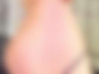 Live cam show with Sarayy-jones - Wet on wildcum.com