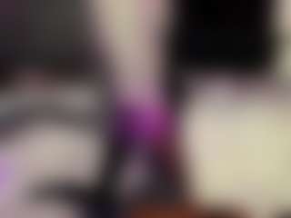 Live cam show with Sarayy-jones - Thin on livesuperchat.net