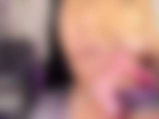 Sarayy-jones's Live Sex Cam Show