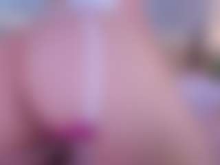 Live cam show with Valeryy-Smith - Striptease on Camsoda