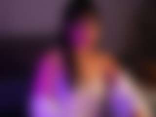 Live cam show with BreakfastWithTiffanys - Joi on live18s.com