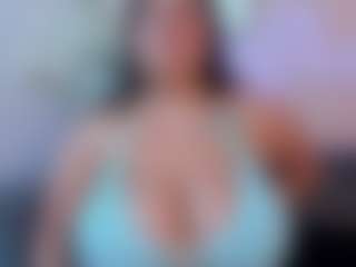 Karolinee's Live Sex Cam Show