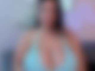 Karolinee's Live Sex Cam Show