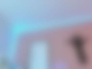 Karolinee's Live Sex Cam Show