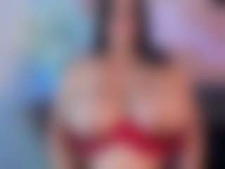 Karolinee's Live Sex Cam Show