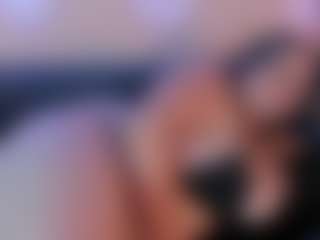 Karolinee's Live Sex Cam Show