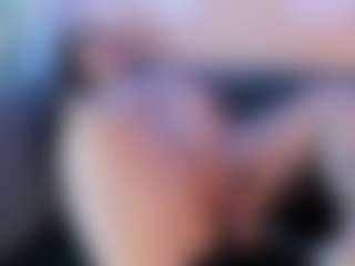 Karolinee's Live Sex Cam Show