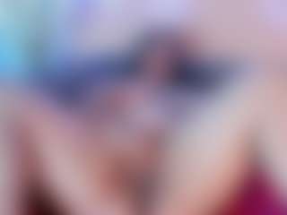Karolinee's Live Sex Cam Show