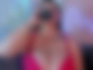 Karolinee's Live Sex Cam Show